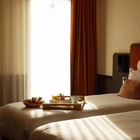 Mercure Centre Gare Atlantic מלון בורדו